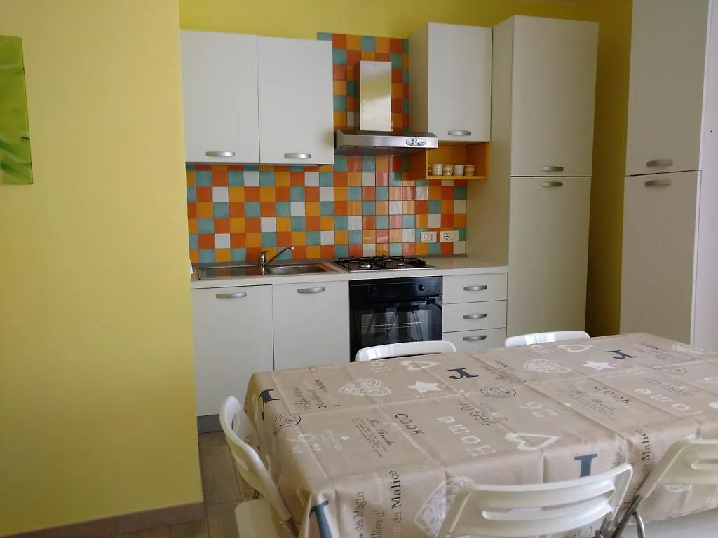 Icaro Apartment Letojanni