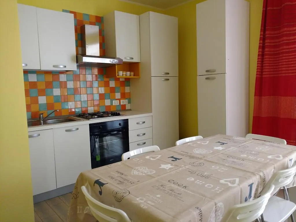 Icaro Apartment Letojanni